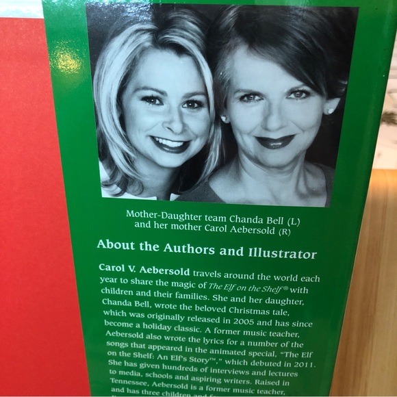 Elf on the Shelf Christmas Tradition book - Picture 9 of 12